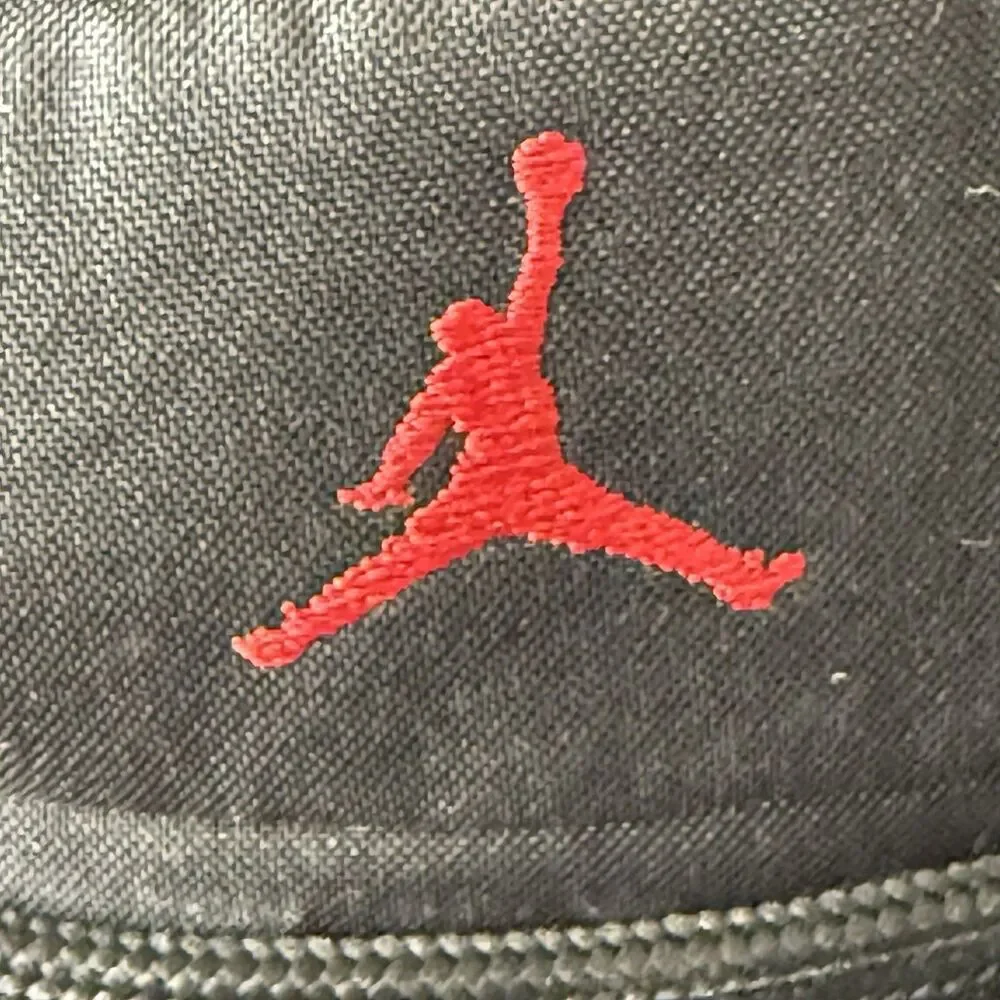 USED Nike Air Jordan 12 Retro Neoprene Nylon Black Gym Red Men’s 12 130690-004